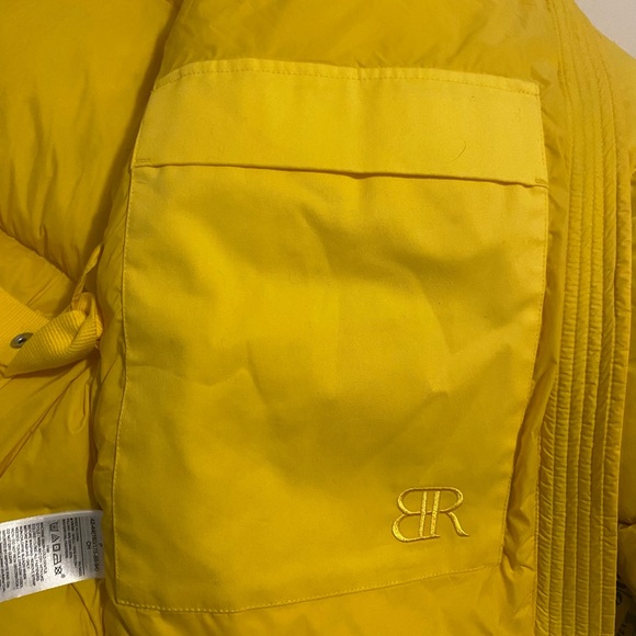 Banana Republic Bright Yellow Puffer Jacket - Picture 9 of 9
